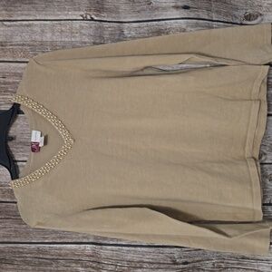 Women's shirt with beaded neckline